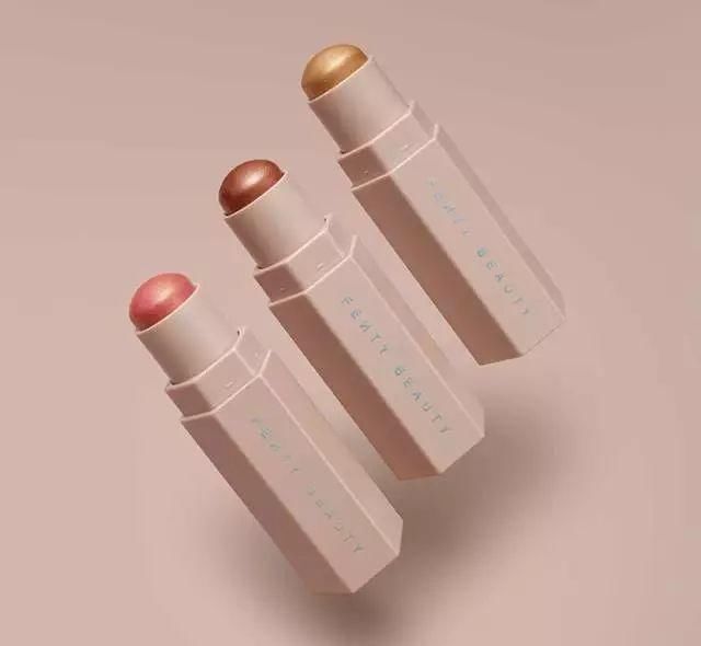 只要沾上她的名字就会爆火,说她是当今第一Diva应该没有人反对吧