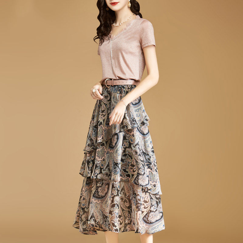 聪明的女人都不再穿爱走光的短裙了，9款流行套装，件件美的扎心