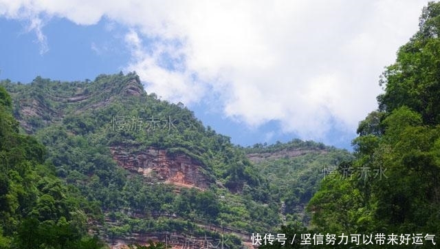 探寻百年前被土匪屠戮而消失的古镇，穿越贵州赤水无人区到习水