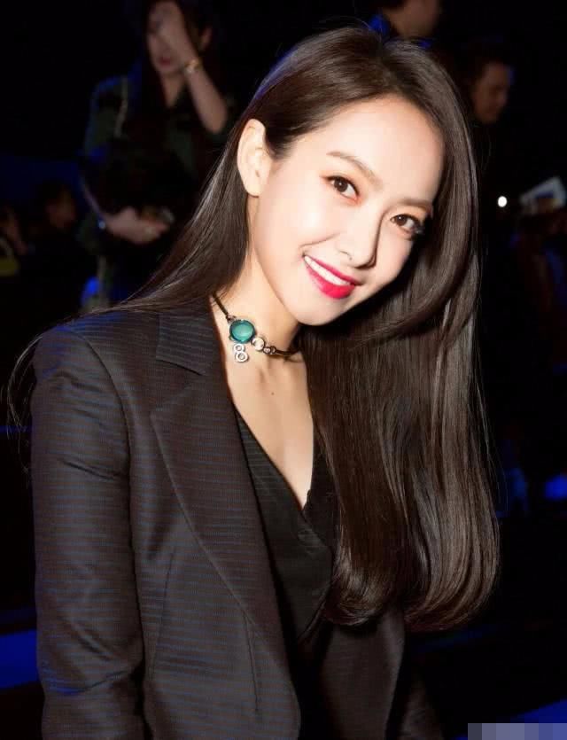 宋茜真是厉害了，把阔腿裤穿成时尚风，这是哪里定做的？