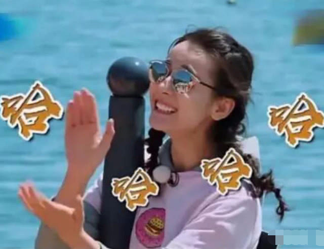 娄艺潇口无遮拦，揭露娱乐圈“潜规则”，迪丽热巴躺枪？网友：我