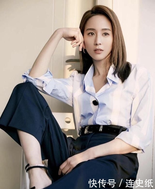 设计■张钧甯美得真让人嫉妒!穿条纹衬衫配9分阔腿裤,自带高级感炸裂