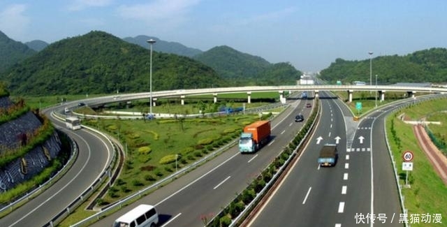 交通部：新交规已出，19年1月起上下高速必须要这样操作，否则罚