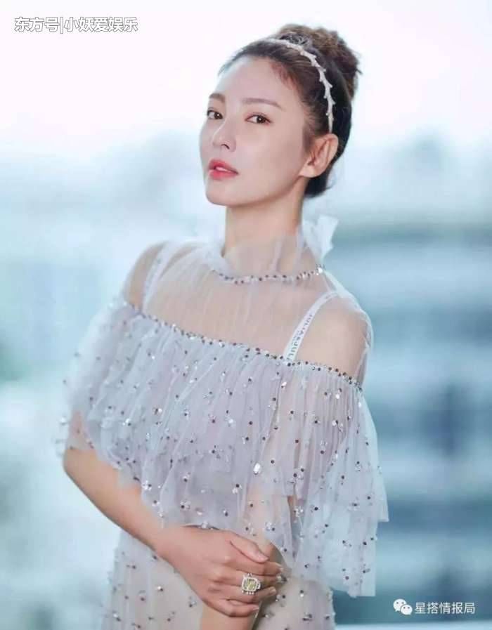 郑秀晶忽然变巨乳还垂到肚脐眼, 她经历了什么…