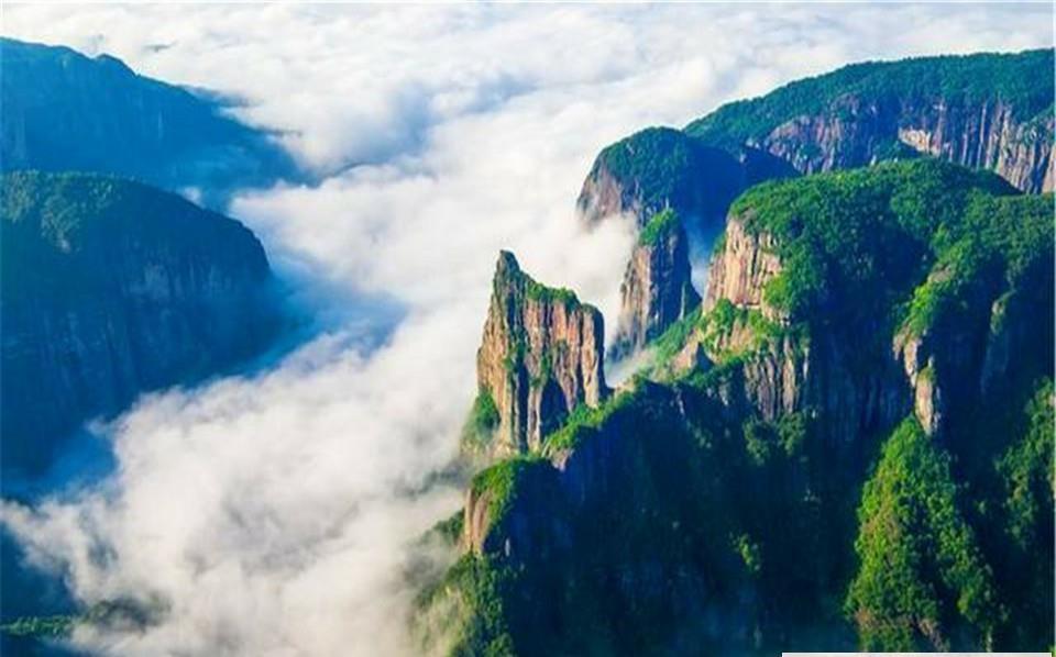 又一世界奇观?中国浙江发现世界最大天然佛像,高达千米十分逼真