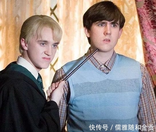  『竟是』原来赫敏当年爱的竟是他？《哈利波特》上映18周年，霍格沃茨的学生如今还好吗