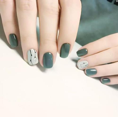 秋冬适合小黑手的美甲,温柔又有气质,网友:手怎么可以这么好看