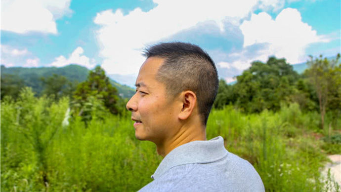 那个 31 岁当副县长却辞官务农的北大毕业生，现在怎样了?