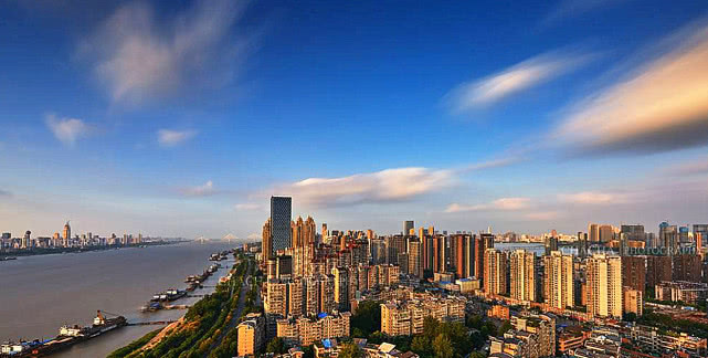 中国发展“迅速”的省会，经济位列中部省会第一，成功跻身新一线