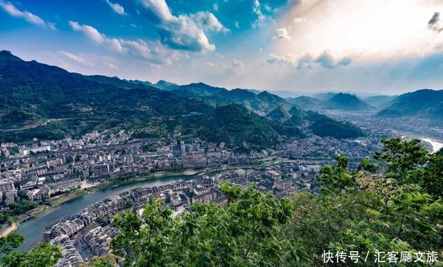 这些一直美得很低调的古镇，不输丽江和凤凰