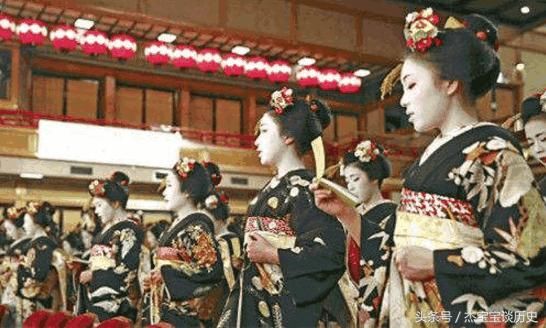 古代日本女子为何不穿内衣,就直接穿和服?背后原因辣眼睛!