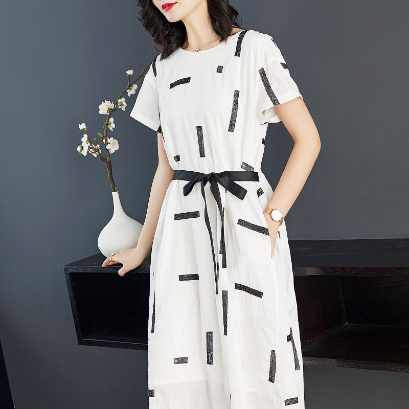 太美了太美了，40岁的老婆穿这样的棉麻衫美得像天仙，让人尖叫