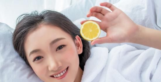  #干燥#补水和保湿有什么区别,如何防止肌肤干燥?