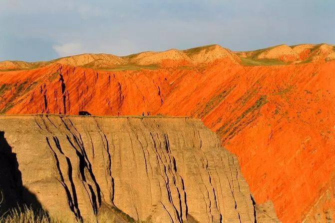 不用再去国外，去了新疆就等于去了全世界，不信你看！
