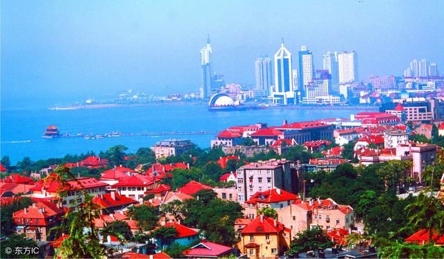 带了三千块钱去青岛，计划5天玩遍青岛，结果第三天就彻底穷了