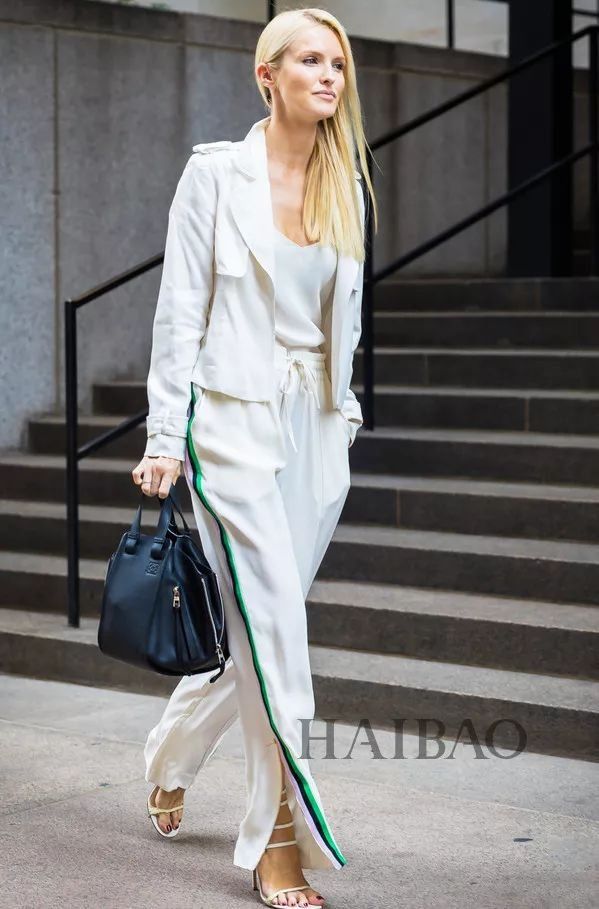 王菲不止一次Pick了这条裤子，原来是因为......