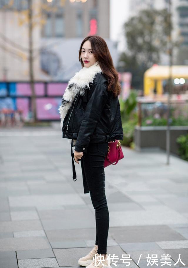 自由■优雅时尚的街拍:洒脱自由的美女,你喜欢那种类型呢?