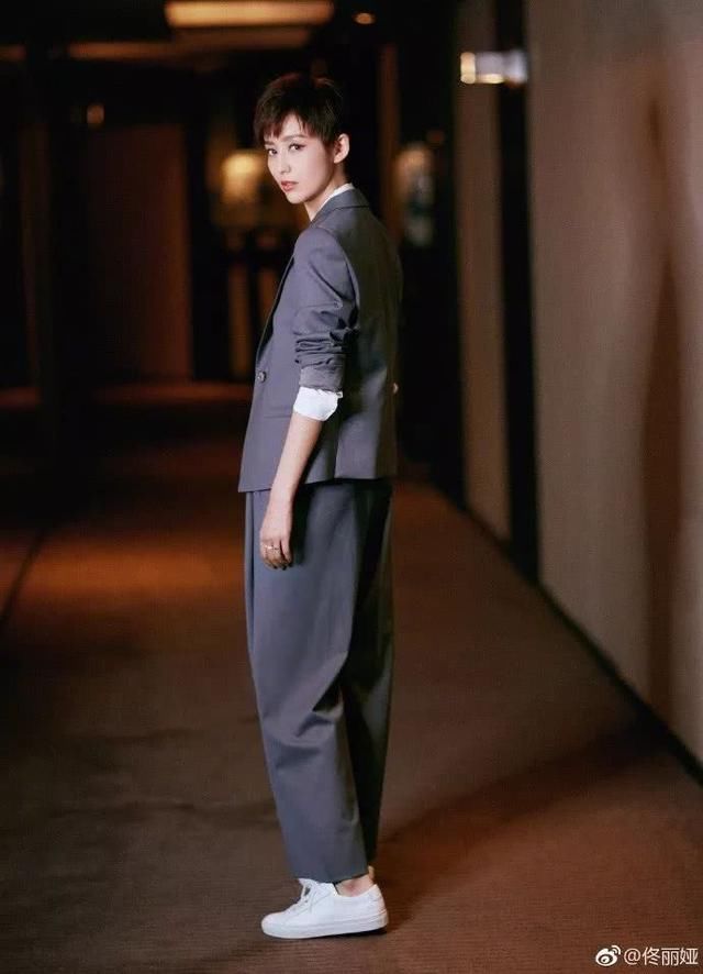 宋茜、刘诗诗、佟丽娅、杨紫、赵丽颖2018秋季新发型燃爆网络