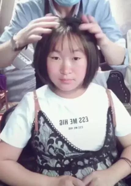 换脸级别的发型,大妈变少女,网友:整容也不过如此!