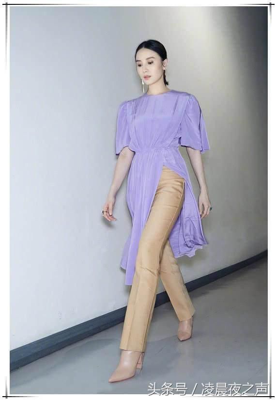 宋佳裙子里穿裤子竟然不丑，这是要解锁新的潮流搭配吗？