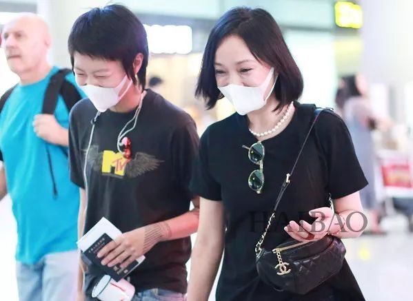 刘诗诗击破离婚传闻!周迅窦靖童这是什么情况?【海报街拍】