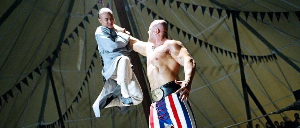 歷史紀(jì)錄|香港只拿過一次票房冠軍,李連杰片酬為何能收1億,他比成龍強在哪?