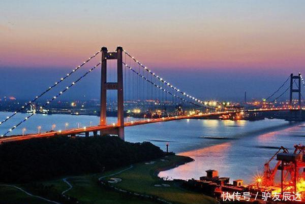 中国经济实力最强的一座二线城市, GDP远超西安等六座新一线城市