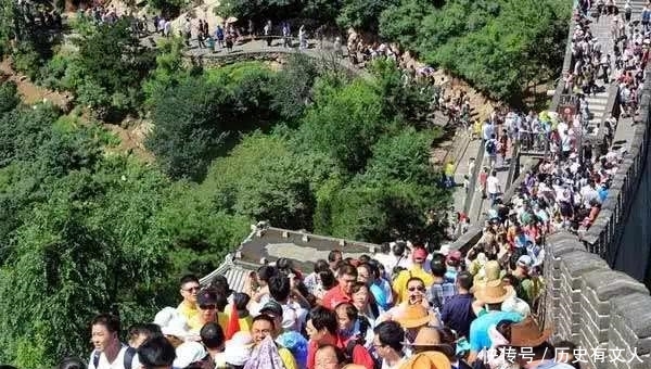 五一从全国各地传回来的照片，太可怕了