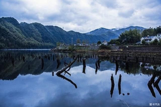 天地秀丽于此，只叫人流连忘返——皖南川藏线