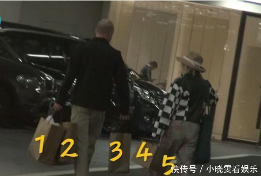 赌王二房千金何超仪低调现身购物,短短半小时便扫走五大袋战利品