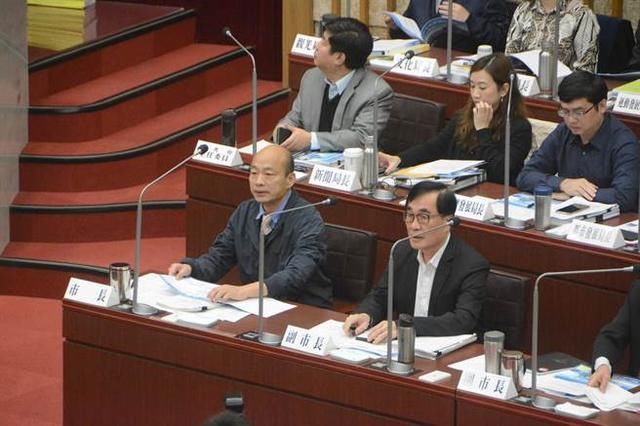 韩国瑜议会首秀 面对陈水扁儿子发难 韩：我是“九二共识”坚定支