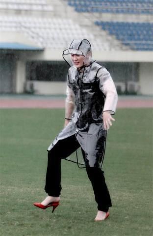 这些男星穿高跟鞋太撩人,最后一个笑坏我了!