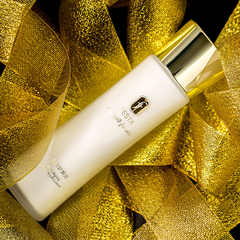 女人有纹何必花钱打玻尿酸，只要睡前用一小物，消除皱纹年轻态