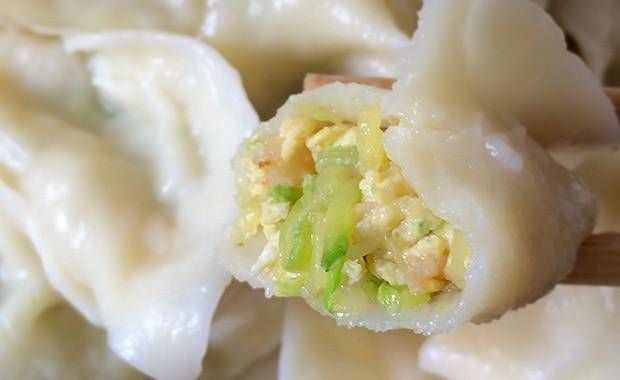  『倒入切碎』4位总厨的15款秘制馅料，别管饺子包子馄饨，个个鲜嫩多汁又好吃