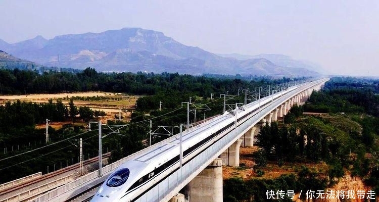  「西安成都」中国最成功的高铁开通后，两个新一线城市之间的飞
