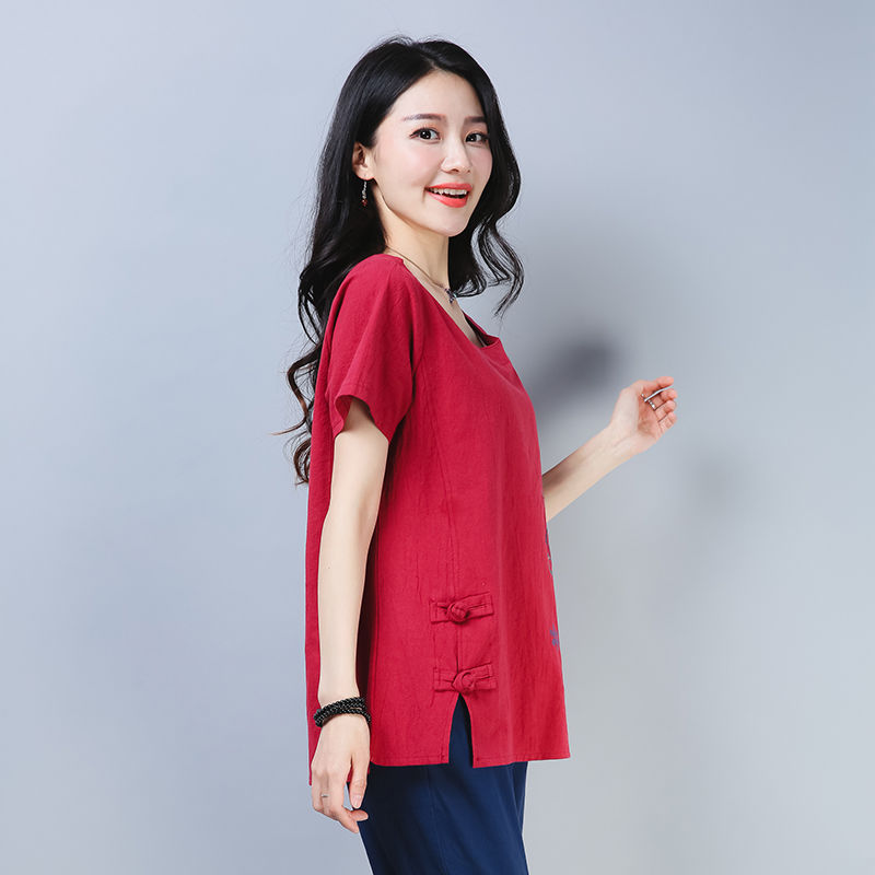 25-45岁女人最爱的T恤+短裤/短裙搭配，贼衬肤白嫩美