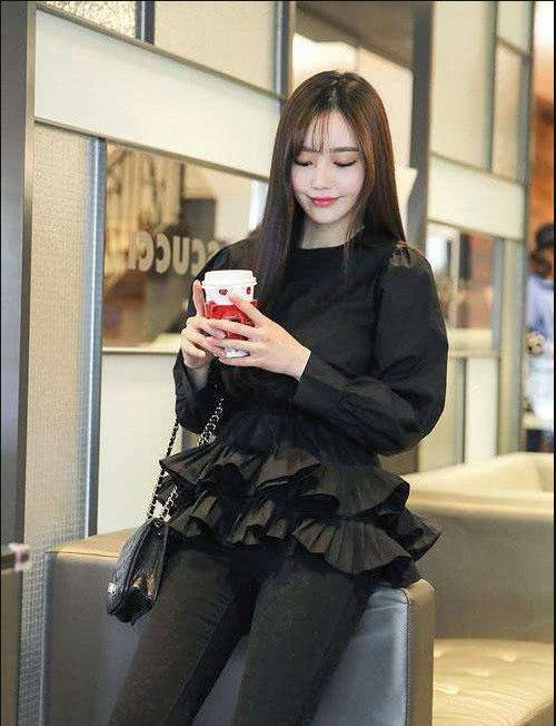 紧身裤让你柔美曲线与翘臀很显魅力，时髦更凸显时尚