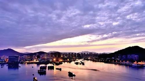 天涯海角三亚湾，总有故事后人看