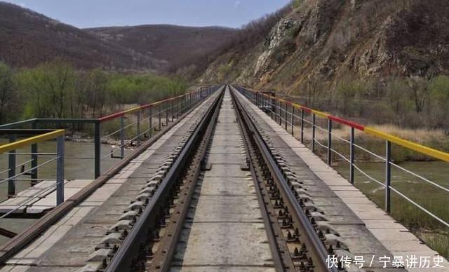  「途经」中国又一条高铁动脉进入规划，全长2300公里，途经6个省