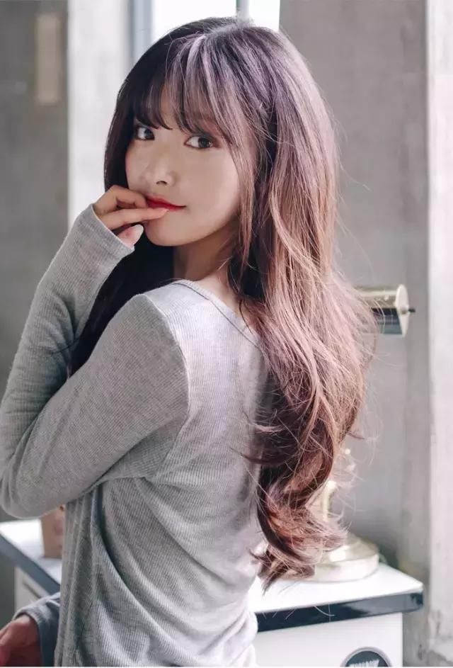 刘海选不对，辣眼睛！这4款“字母”刘海，显美显脸小！