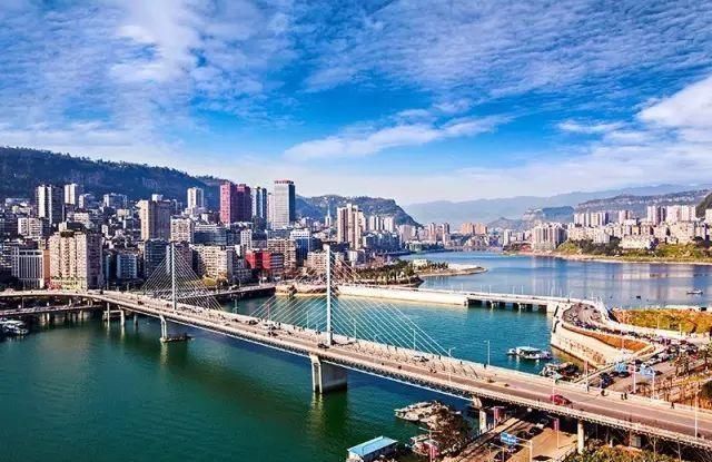 浅谈西渝高铁走向问题