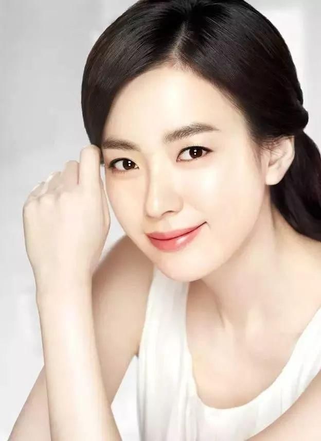 护肤扫盲｜爽肤水、柔肤水、收敛水、精华水，你选对了吗？