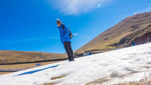 你根本想不到，在昆明周边，居然藏着一个像西藏的美丽地方