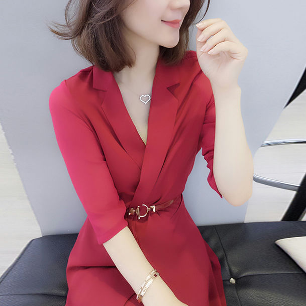 微胖有小肚子的我，出门从不穿裙!只穿显瘦欧货套装，时髦到炸