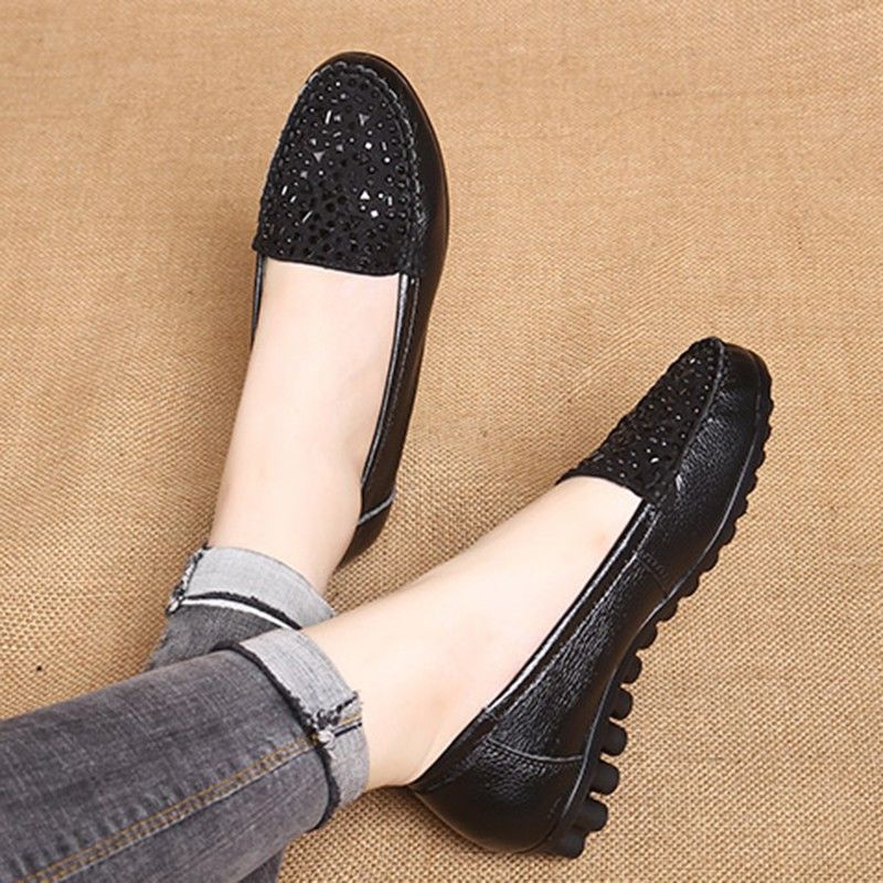 赶快告别高跟鞋!这些女鞋轻松让你穿出时髦洋气，轻盈舒适还养脚