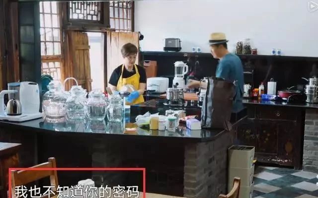 张国立和邓婕录综艺，神仙般的老年生活，尤其这3点让人羡慕邓婕