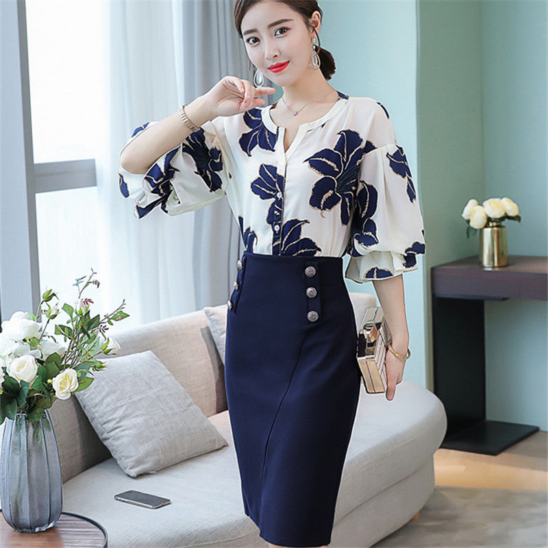 秋天一到，老婆把连衣裙都收起来了，穿包臀裙套装，性感又撩人