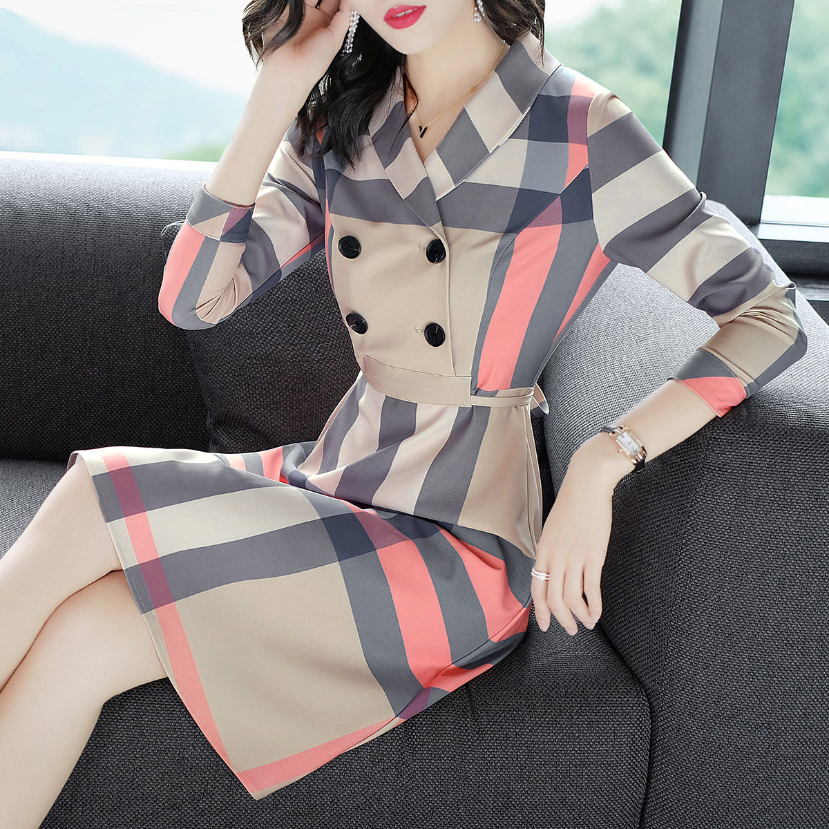 职业女性这样穿简直好看到不行!气质十足气场爆棚，简直美哭