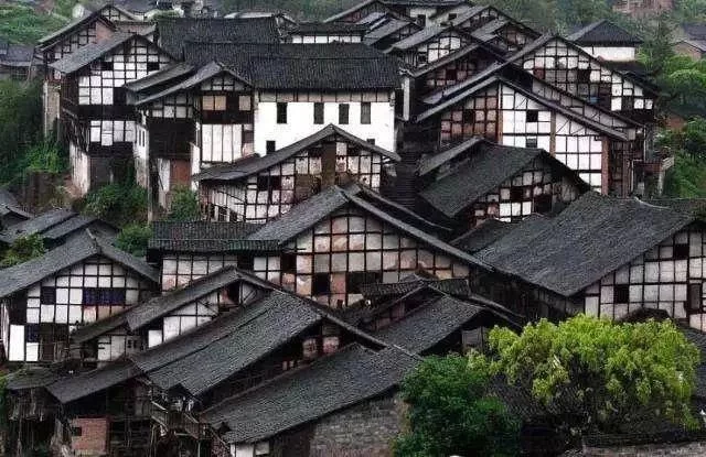 旅游必去的20个古镇,想去静静地待几天【2020热门旅游景点】