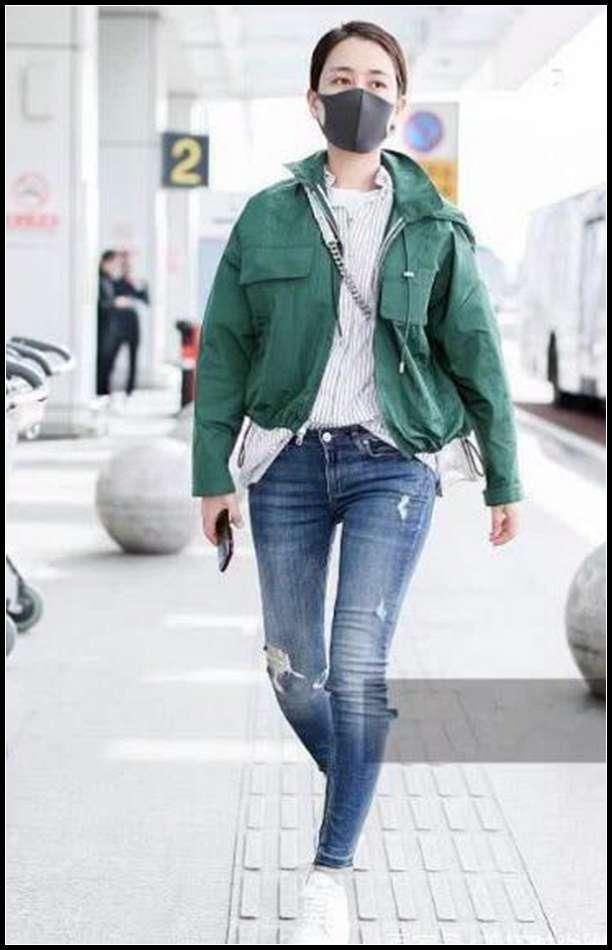 马苏豁出去了!紧身裤勒出羞人三角区，网友:看着都疼!